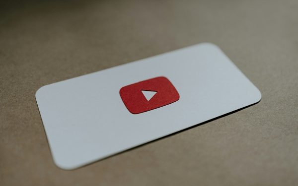 Les étapes clés pour lancer votre chaîne YouTube thématique